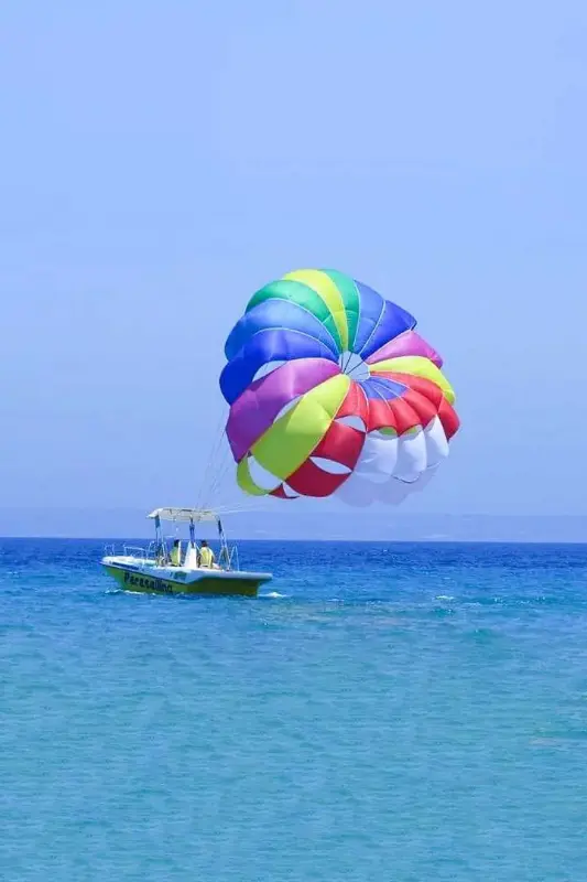 Jumeirah 3 Luxury Parasailing